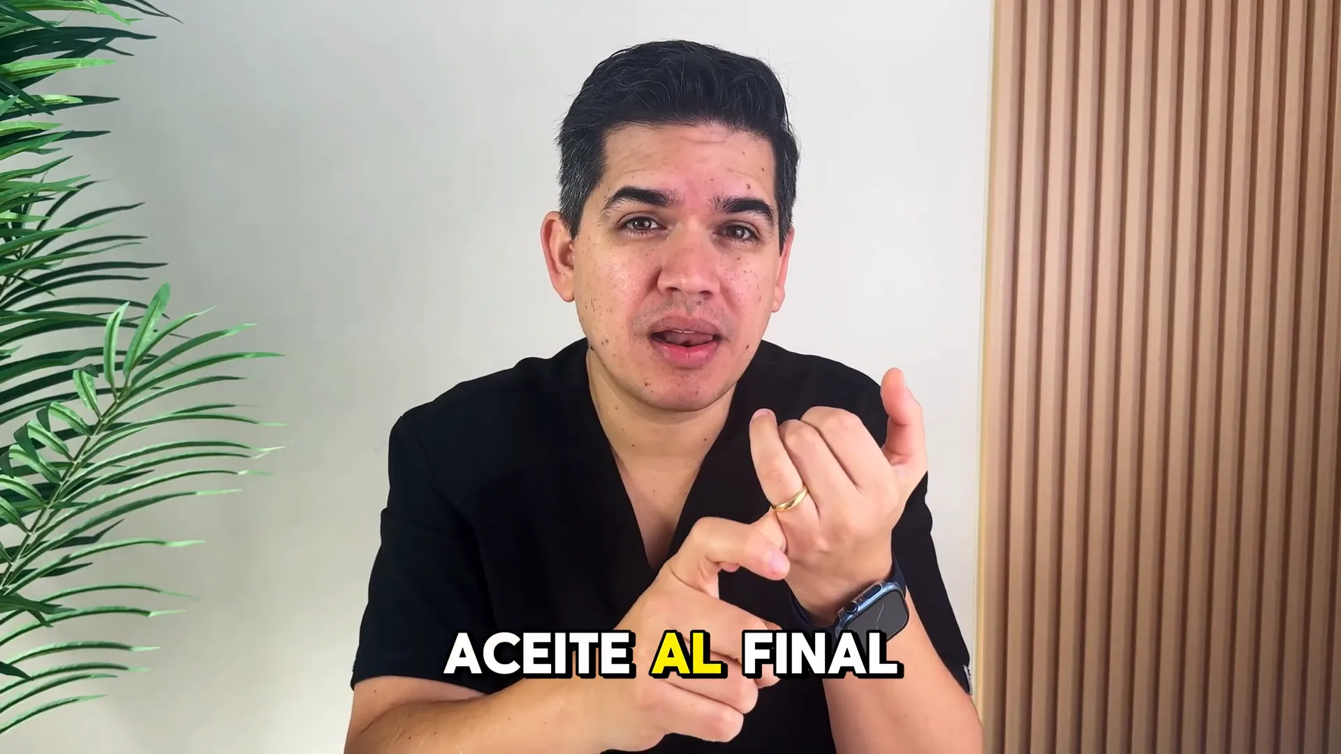 Realizando oil pulling correctamente